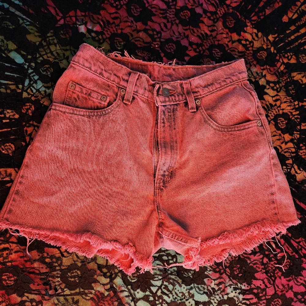 Levi's 565 Upcycled shorts. Red dyed.Waist 28"